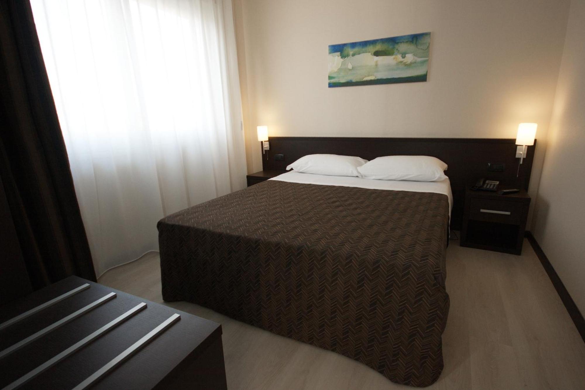 Guest House Residence Mesyna Zewnętrze zdjęcie